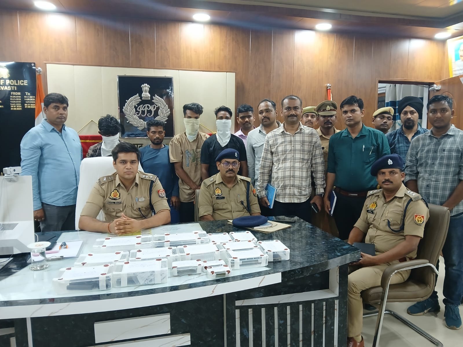 अवैध असलहा फैक्टरी का भंडाफोड़